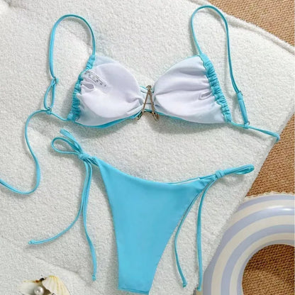 Costume da bagno bikini sexy a tinta unita, due pezzi, ad asciugatura rapida, senza schienale, in tessuto di nylon ad alta elasticità per nuoto e attività acquatiche.