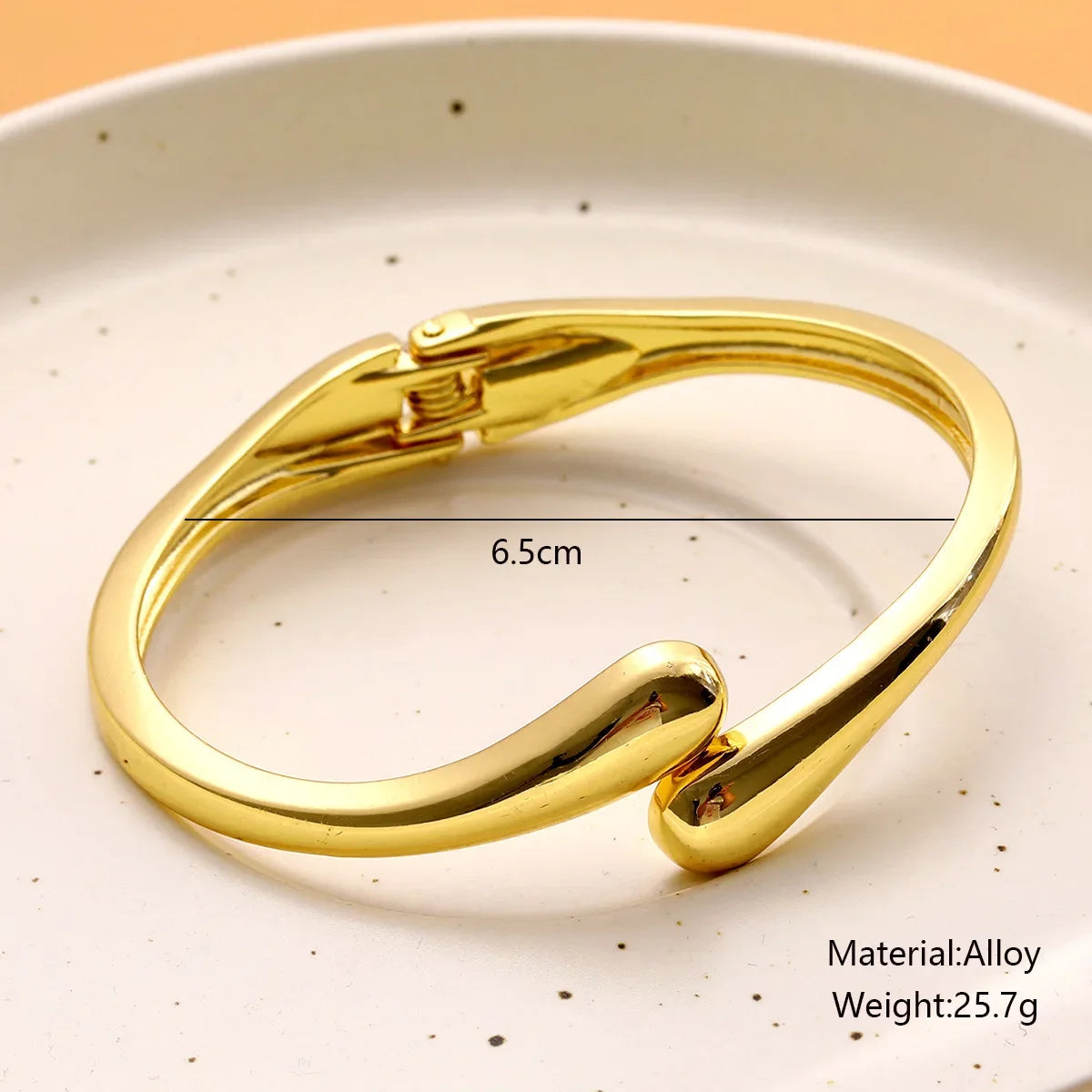 Semplice braccialetto a forma di lacrima per le donne Creativo oro argento colore polsino regolabile braccialetto aperto gioielli di moda per ragazze