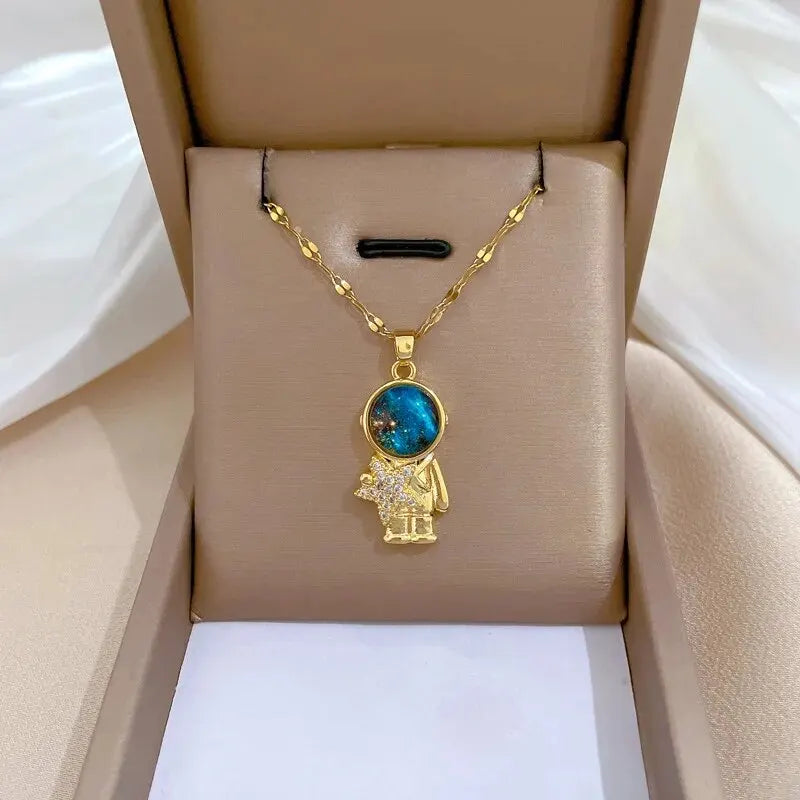 Collana di lusso leggera in acciaio al titanio con serie Star per donna, colore oro, pianeta, luna, astronauta, collane con ciondolo, gioielli, regali