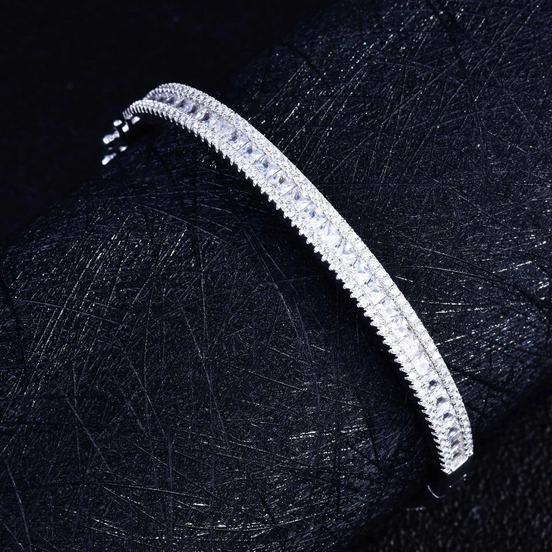 Armreif, Platinbeschichtung, Zirkonia, Regenbogenfarbverlauf, Schmuckgeschenk für Damen, zum Hochzeitstag, luxuriöser Schmuck