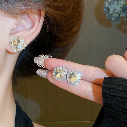Orecchini a bottone con collana di strass verdi di lusso per le donne collane con Choker di cristallo Set di gioielli per banchetti di matrimoni di moda da donna
