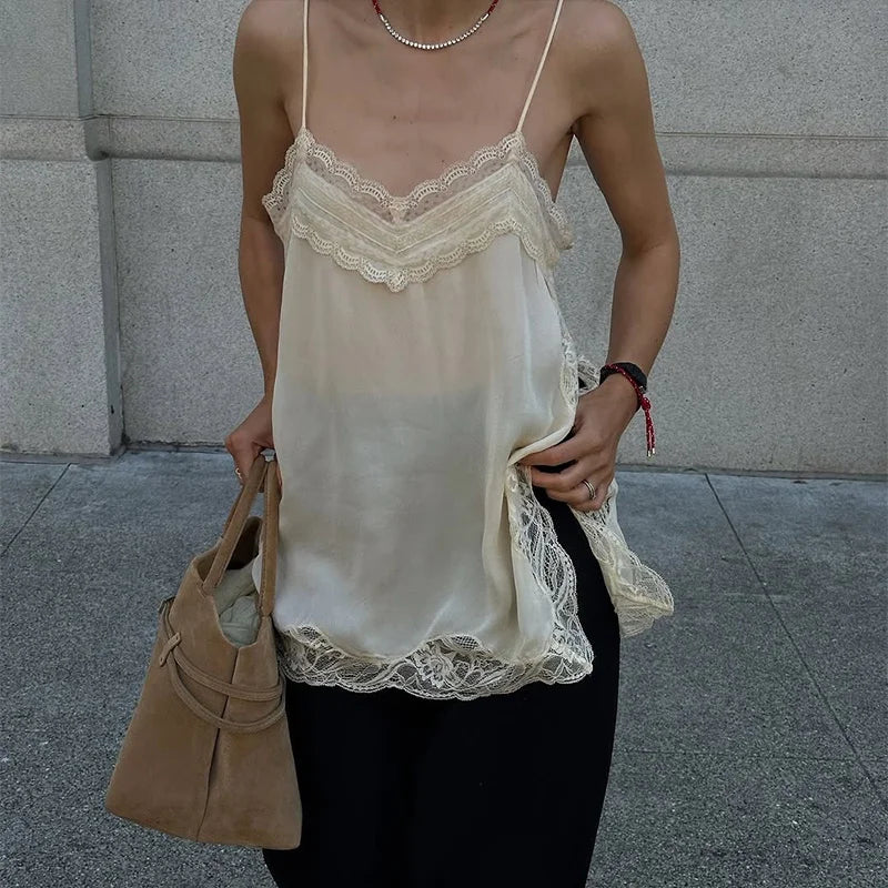 Camicette senza spalline in pizzo sexy Camicette estive da donna con spalle scoperte Gilet chic slim fit senza maniche Top alla moda da strada