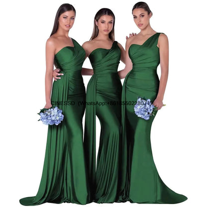 Abiti da damigella d'onore eleganti a sirena monospalla senza maniche in raso abito da cerimonia nuziale abiti para bodas con strascico personalizzato