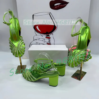Sandali in raso con tacco medio a gabbia di cristallo da donna Scarpe femminili di lusso in pelle metallizzata Scarpe da sera estive con cinturino alla caviglia da donna
