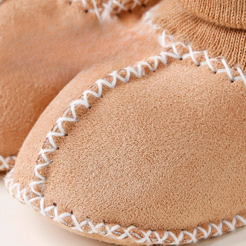 Scarpe spesse in pelle scamosciata per bambini Neonati Stivaletti caldi in peluche invernale Stivaletti per ragazze in pelliccia Pelle di pecora unisex Bambini Ragazzo Primi camminatori