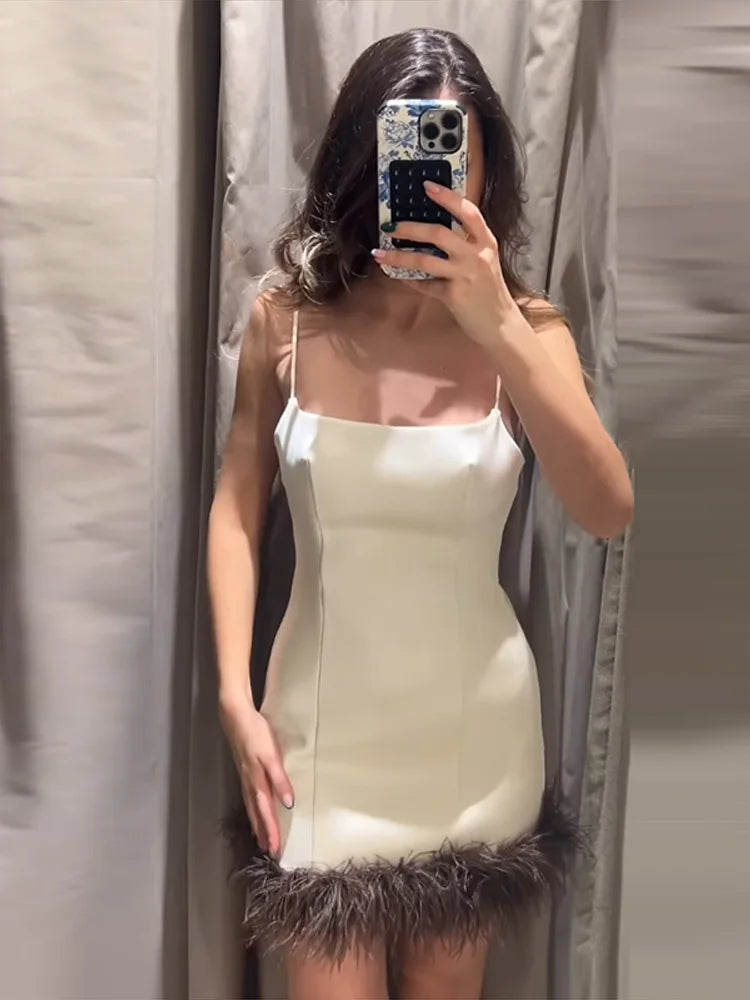 Abito Mini da Donna con Piume e Patchwork, Sexy, con Spalline, Scollo a Barca, Schiena Scoperta, Cerniere, Vestito Aderente da Donna 2026, Abito da Festa Elegante
