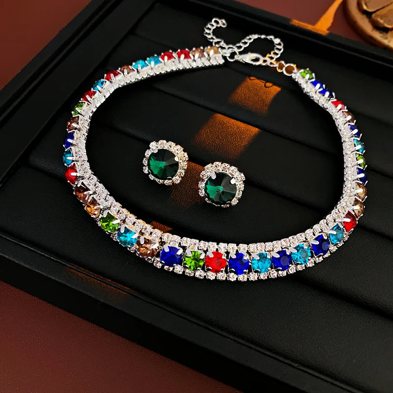 Orecchini a bottone con collana di strass verdi di lusso per le donne collane con Choker di cristallo Set di gioielli per banchetti di matrimoni di moda da donna