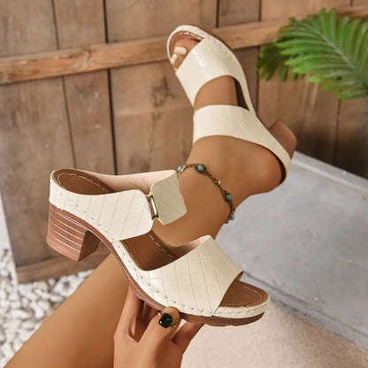 Sandales d'été légères à talons hauts pour femmes, nouvelles sandales élégantes à bout ouvert et talon épais, mules décontractées à bride arrière pour femmes 2026