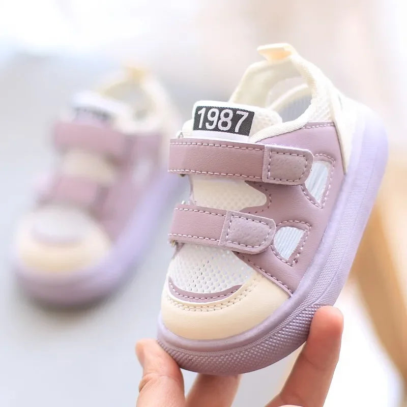 Sandali sportivi per bambini Scarpe da tavolo vuote per nuovi ragazzi estivi Sandali comodi da marea di 1-4 anni per scarpe casual per bambini Scarpe per bambini