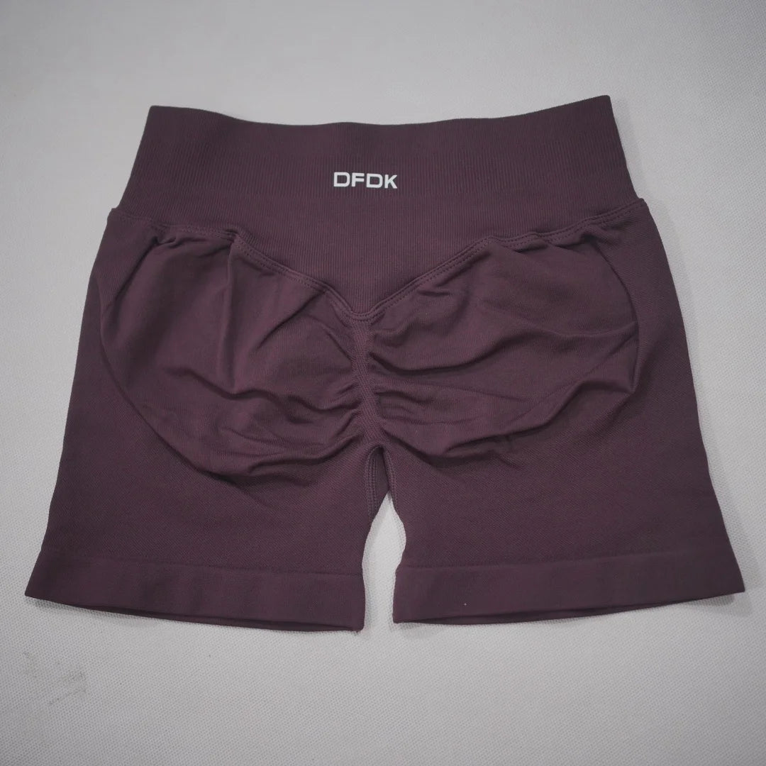 DFDK 2026 Nuovi Pantaloncini da Yoga per Donna con Effetto Push-Up, Vita Alta, Sollevamento Glutei, Resistenti agli Squat, Pantaloncini Sportivi per Palestra, Allenamento, Corsa e Fitness