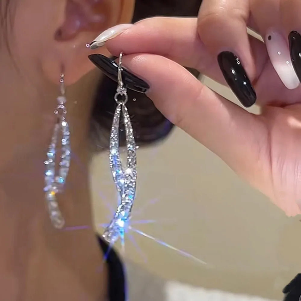 Nuova tendenza della moda Design unico Orecchini rettangolari eleganti e squisiti con zirconi per gioielli da donna Regali premium per feste di nozze