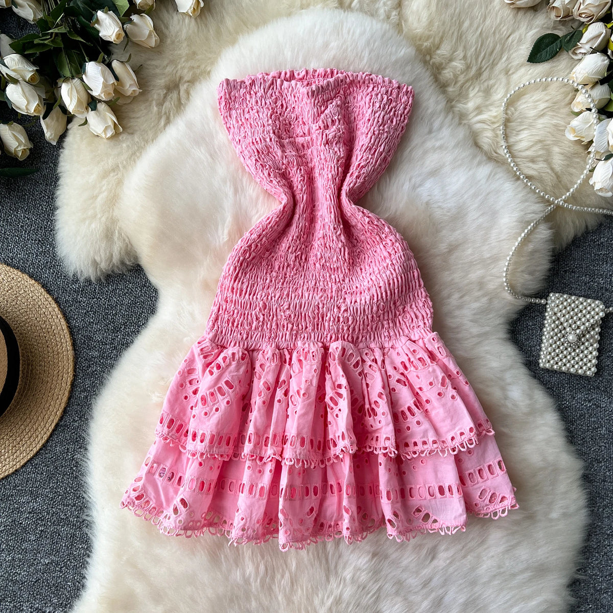 Sexy senza maniche tube top pieghettato cut out ricamo ruffle Dress Chic Vintage Evening Party Women Chic summer sweet dresses