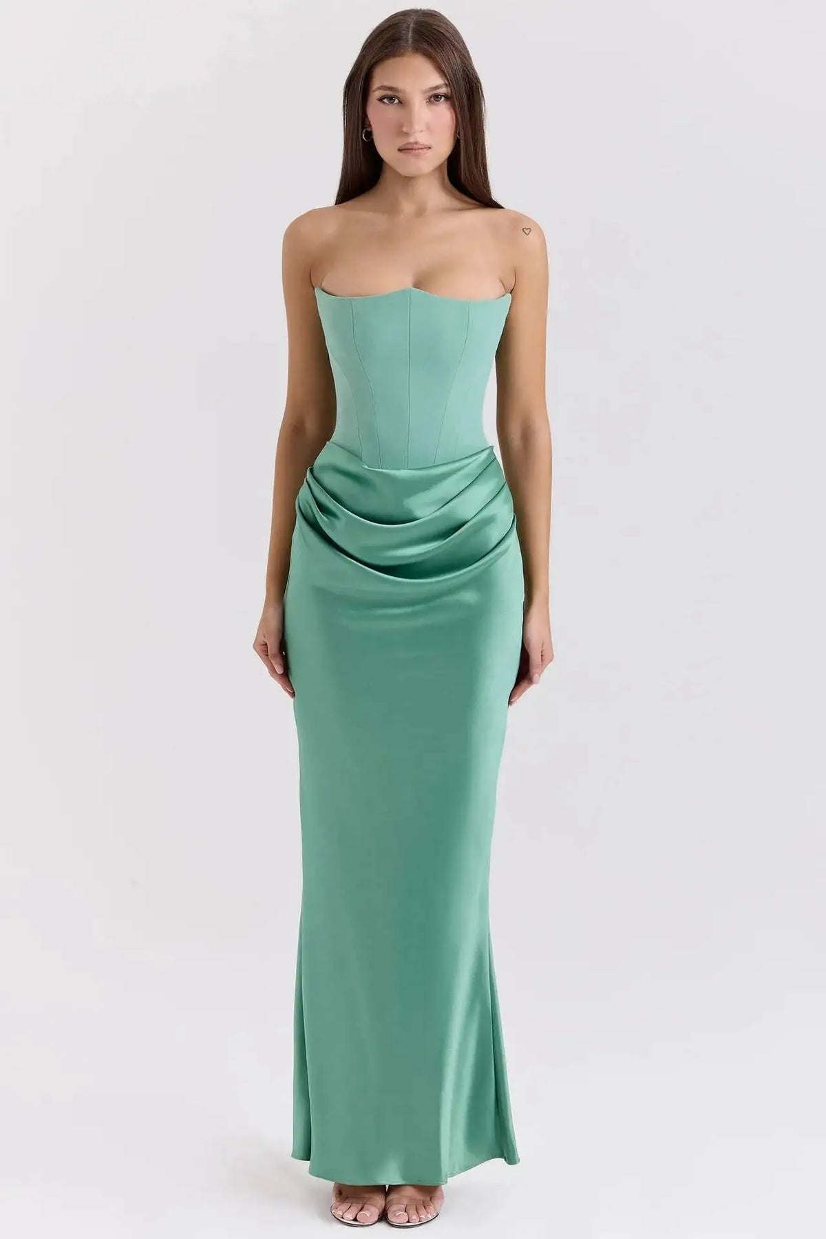 Giyu Sexy Satin Evening Club Abiti da festa Donna 2025 Estate senza spalline con spalle scoperte Lisca di pesce increspato Maxi abito lungo Abito elegante