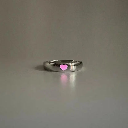 Anello aperto con zirconi vegetariani a tema amore per donna, design accattivante, stile raffinato, lusso discreto, anello personalizzato per l'indice.