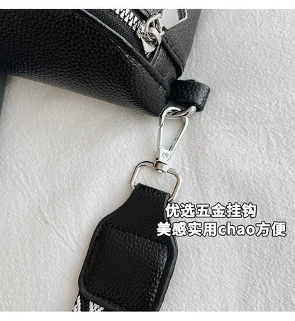 Marsupio da donna Marsupio da strada multitasche Borsa da petto in pelle PU Borsa a tracolla con tracolla larga alla moda Borse a tracolla solide retrò