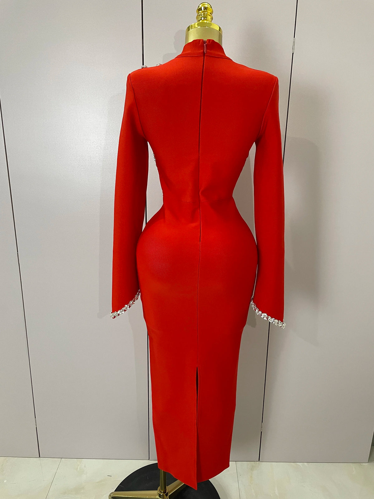 Abito lungo aderente con fasciatura aderente con diamanti a maniche lunghe sexy 2025 Abiti da compleanno di lusso per feste da sera eleganti per celebrità da donna