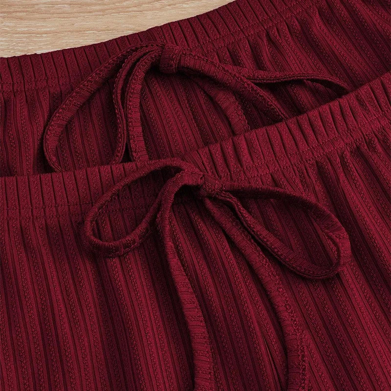 Nuovo 2025 Set pigiama estivo da donna 3 pezzi Pantaloncini e pantaloni con gilet solido abbinati con giunture in pizzo per set di indumenti da notte sexy per la casa