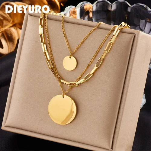 DIEYURO Collana con ciondolo rotondo 3in1 in acciaio inossidabile 316L color oro per le donne Regalo di gioielli con collo a catena multistrato per ragazze di moda
