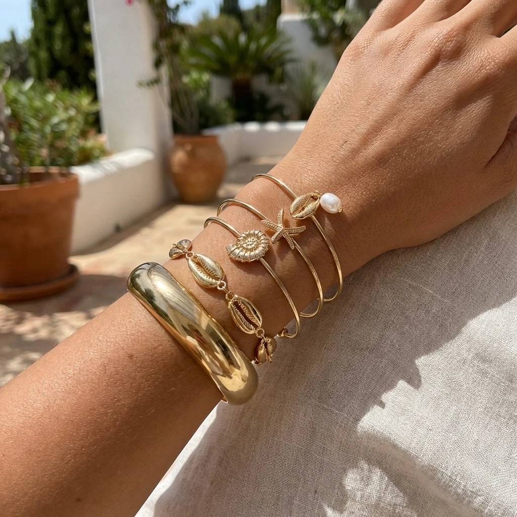 Bracelets Set d'Été Océan Coquillages Étoiles de Mer Perles pour Femmes Alliage de Fer Éclat Ensoleillé Superposable Bijoux de Vacances à la Plage Cadeaux