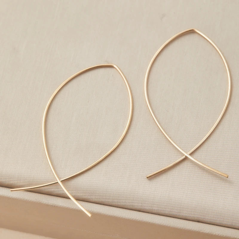 Orecchini con simbolo musicale alla moda per le donne Orecchini semplici con chiave tripla Nota Personalità della moda Temperamento Gioielli femminili 1 paio