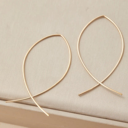 Orecchini con simbolo musicale alla moda per le donne Orecchini semplici con chiave tripla Nota Personalità della moda Temperamento Gioielli femminili 1 paio