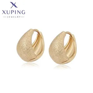 Xuping Gioielli Fascino Vendita calda Trendy Color oro placcato 19 cm Bracciale a catena a mano per le donne Moda regalo squisito X000925432