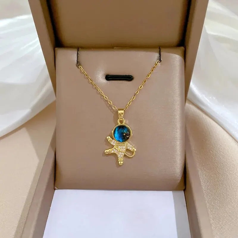 Collana di lusso leggera in acciaio al titanio con serie Star per donna, colore oro, pianeta, luna, astronauta, collane con ciondolo, gioielli, regali