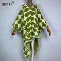WINYI inverno scollo a v colletto mantello di alta qualità confortevole spesso caldo poncho donna natale dolce amore stampa abito irregolare