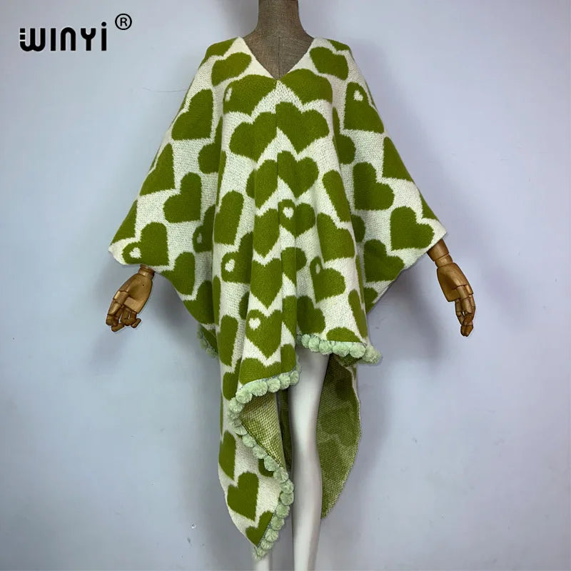 WINYI inverno scollo a v colletto mantello di alta qualità confortevole spesso caldo poncho donna natale dolce amore stampa abito irregolare