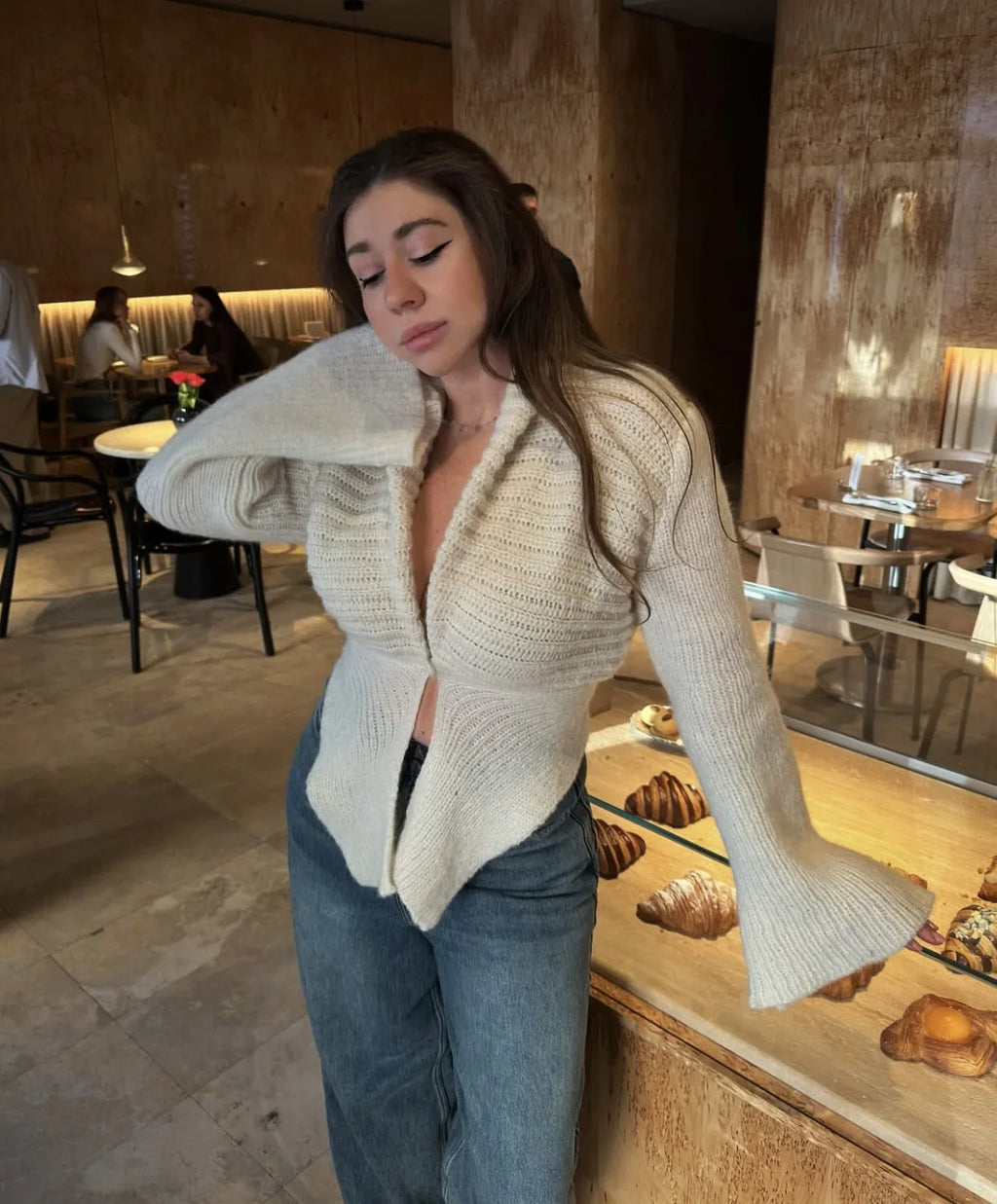 Tuularose Autunno Cardigan lavorato a maglia da donna New Vintage scava fuori maglione a maniche lunghe 2025 Casual Streetwear Top in maglia bianca femminile