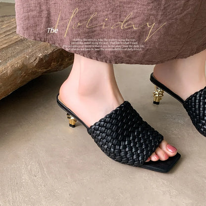 Sandales d'été pour femmes, pantoufles de style concis, sandales en tissu pour filles, sandales de mariée sexy à talon chaton élégant