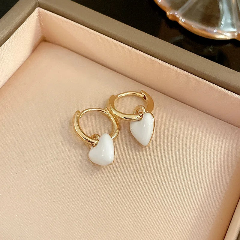 Orecchini a Cuore Rosso Carini per Donne e Ragazze, Orecchini a Cerchio Semplici e Lisci, Orecchini Geometrici alla Moda, Gioielli Rotondi per Feste