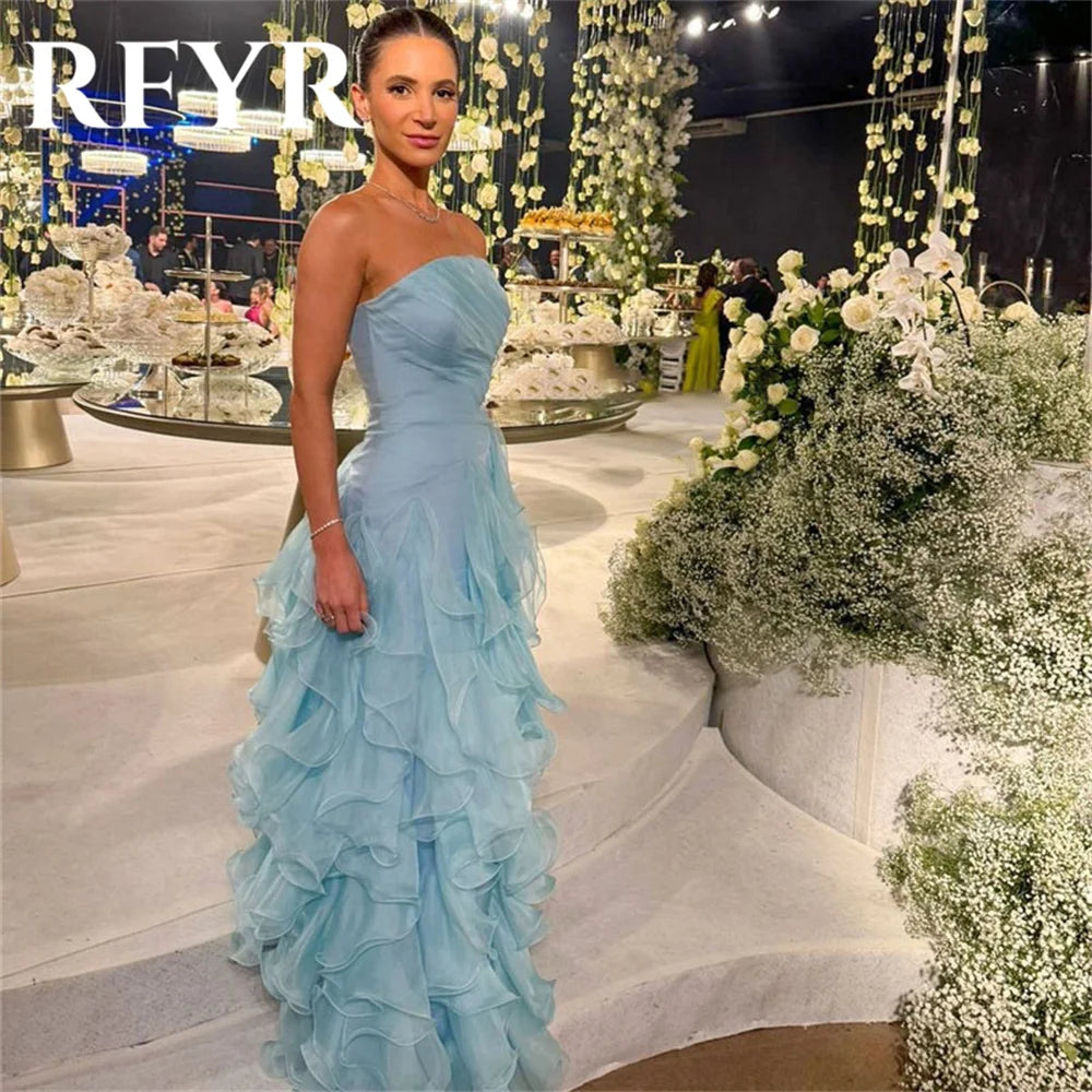 RFYR Abito da ballo blu cielo Abiti da festa da sera senza spalline Abito da spiaggia Lunghezza pavimento Vestido a strati Abiti da festa formali personalizzati