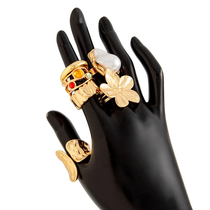 Ingemark 2025 Anello barocco con perla imitazione per donna Anelli aperti eleganti con accessori esagerati per gioielli con design floreale in metallo