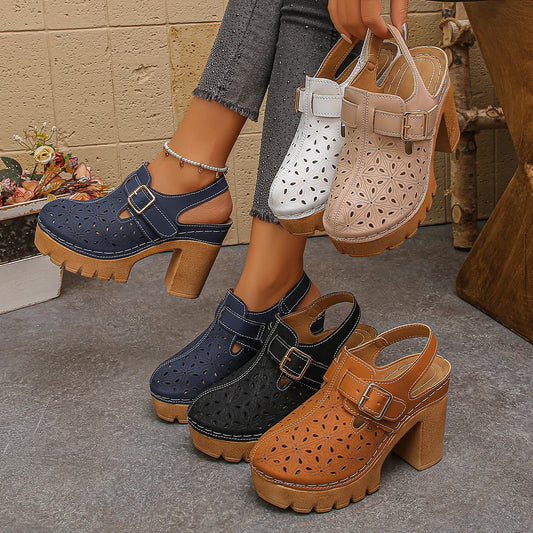 Nouvelles sandales d'été confortables pour femmes 2025 élégantes, talons hauts, sandales d'été à semelles épaisses, grandes chaussures décontractées à semelles épaisses pour femmes