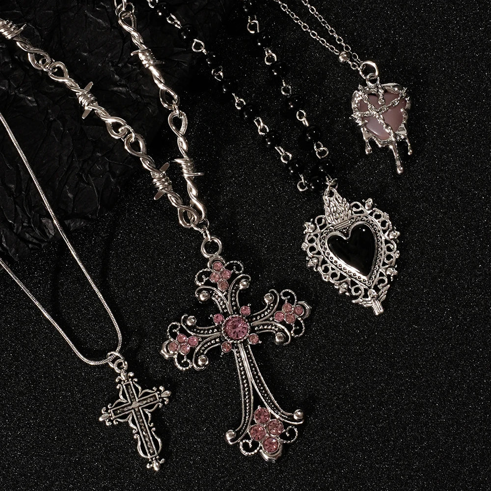 Y2K Sweet Cool Girl Collana con ciondolo croce creativa personalizzata con amore, adatta per l'uso quotidiano