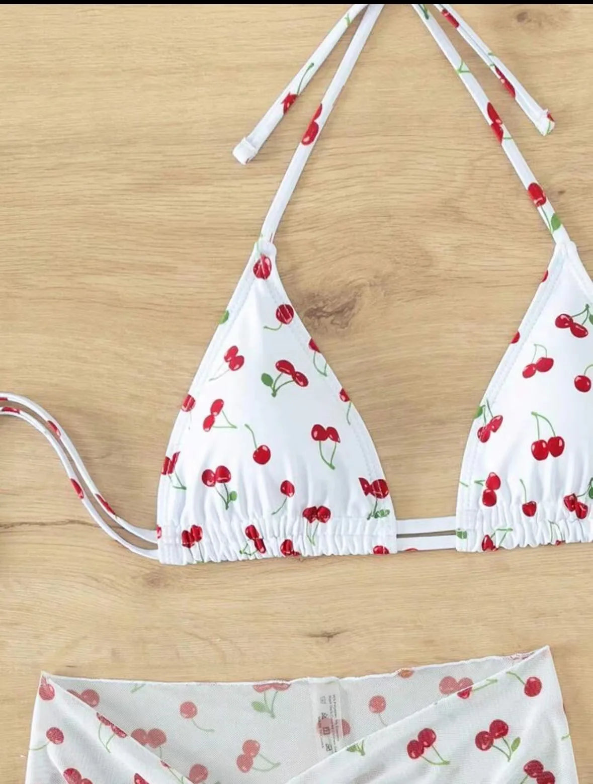 Il bikini da donna Frech chic con stampa ciliegia imposta tre pezzi con gonna a rete costume da bagno costumi da bagno costume da bagno abiti da spiaggia biquini