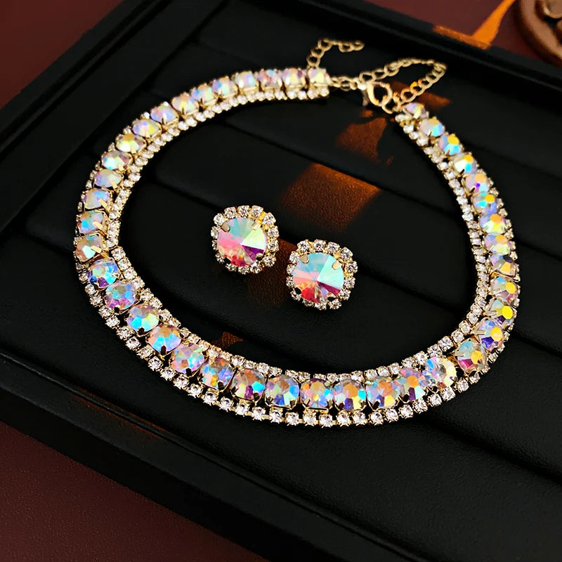 Orecchini a bottone con collana di strass verdi di lusso per le donne collane con Choker di cristallo Set di gioielli per banchetti di matrimoni di moda da donna