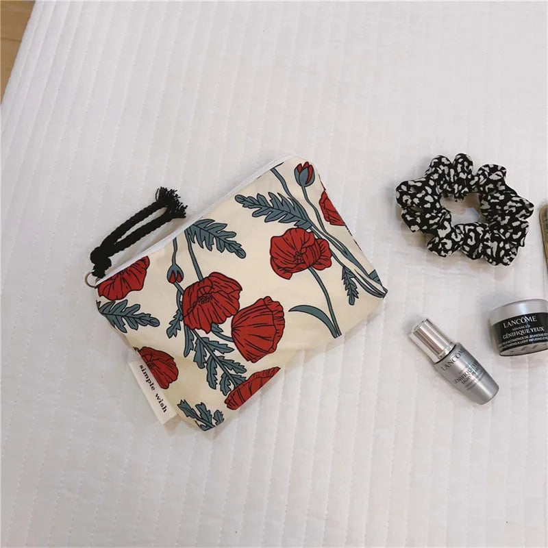 Portamonete in cotone con stampa floreale fresca estiva Mini portaoggetti Borsa in stoffa piccola Borsa per cuffie Borsa per cosmetici da viaggio Borsa per trucco