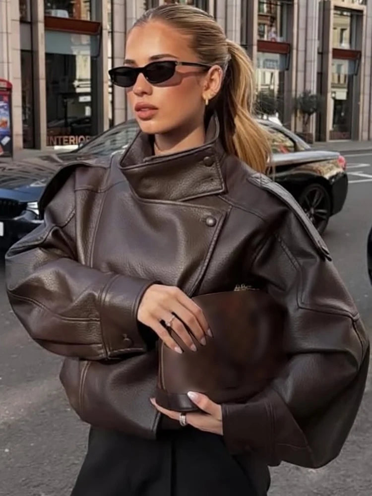 Giacche Corte in Ecopelle Nera alla Moda per Donne, Cappotti Oversize Retrò con Collo Alto e Maniche Lunghe, Abbigliamento Classico da Strada per Autunno e Inverno