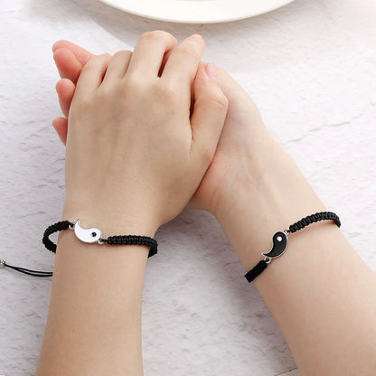 1 set di 2 semplici braccialetti di regolazione telescopica intrecciata in corda Yin e Yang in bianco e nero Tai Chi Bagua per uomini e donne