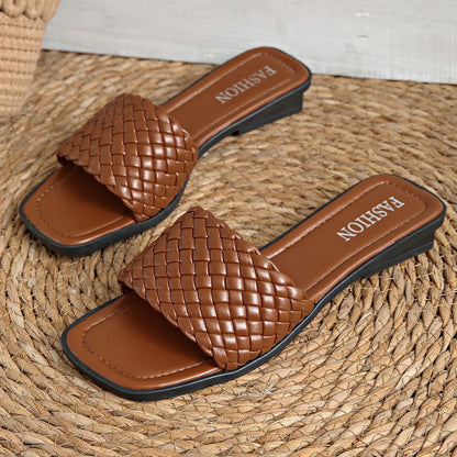 Sandales d'été pour femmes Luxe Mode Fond plat Pantoufles Décontracté Simple Couleur unie Sangle tissée à un mot Sandales de plage