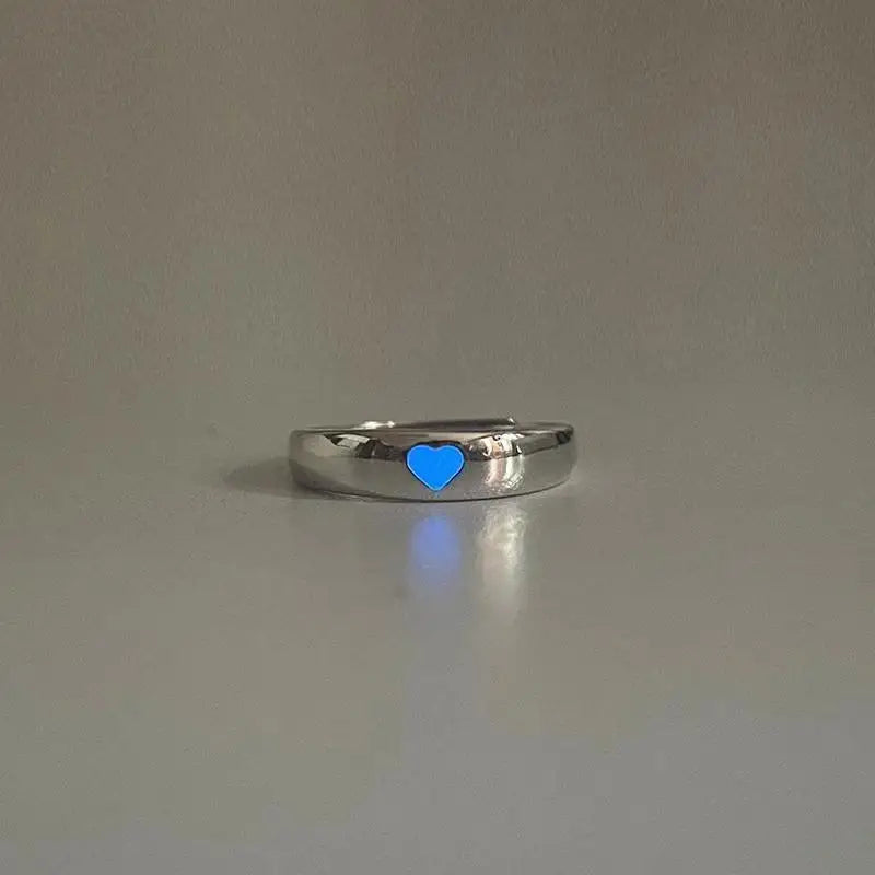 Anello aperto con zirconi vegetariani a tema amore per donna, design accattivante, stile raffinato, lusso discreto, anello personalizzato per l'indice.