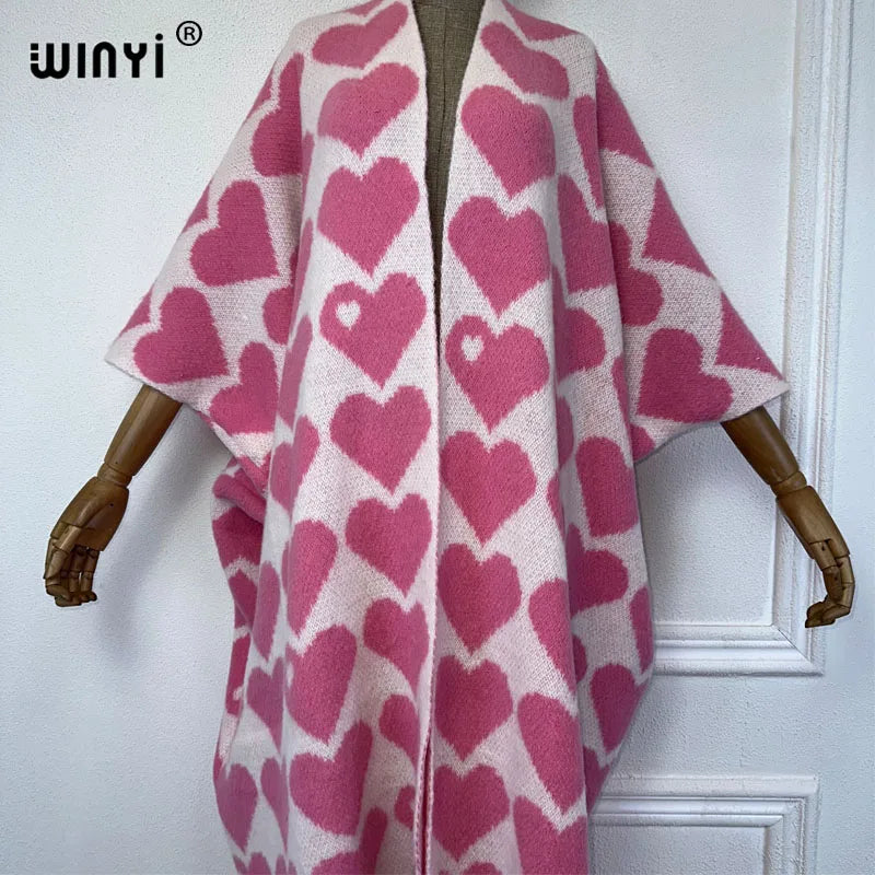 WINYI new Love stampato irregolare cardigan invernale donna kimono lavorato a maglia abito da festa di moda spesso caldo femminile abaya holiday coat