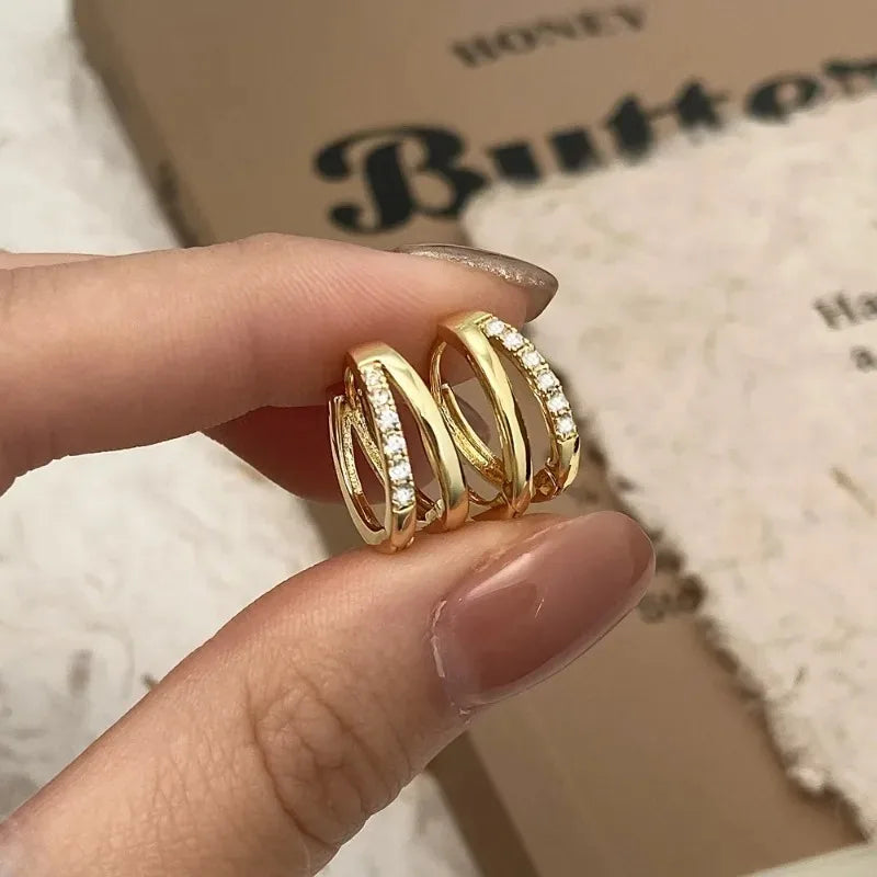 Orecchini a Cerchio in Acciaio Inossidabile Color Oro per Donne, Semplici Orecchini a Doppio Anello con Zirconia Cubica, Gioielli per Piercing alla Cartilagine