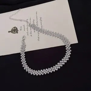 Collana girocollo di lusso con strass pieni lucidi per le donne Collane di cristallo geometriche personalizzate Regali per feste di gioielli da sposa