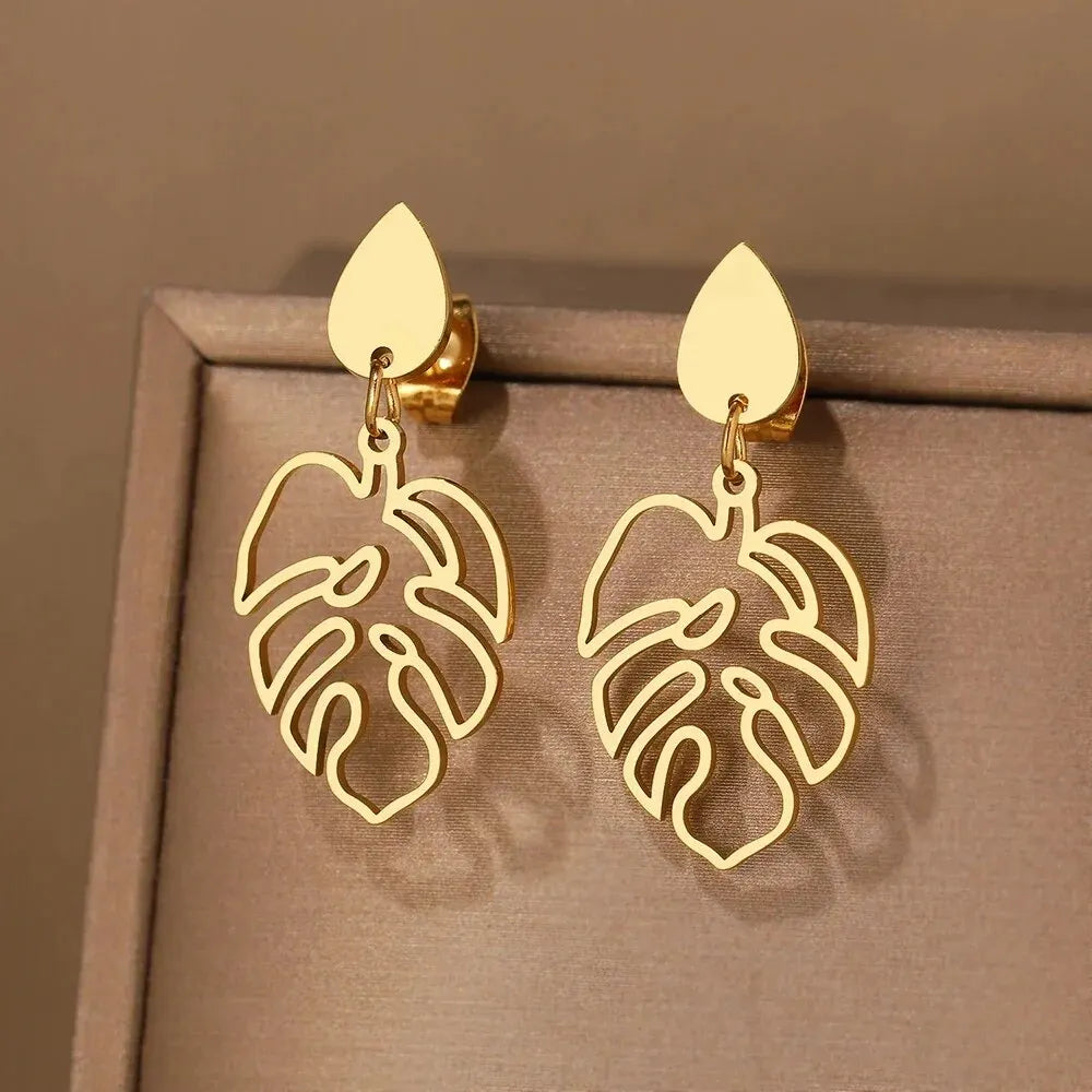 Orecchini pendenti con foglie di Halloween in metallo color oro Orecchini pendenti con taglio geometrico color argento Orecchini moda donna Ragazze carine da indossare ogni giorno