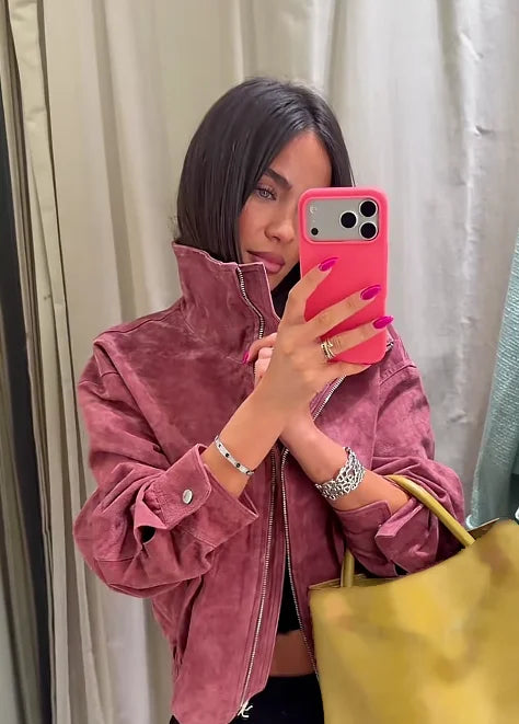 Giacca da pilota in pelle da donna con colletto alto, cerniera rossa, cappotto corto, abbigliamento casual alla moda, novità 2026, streetwear.