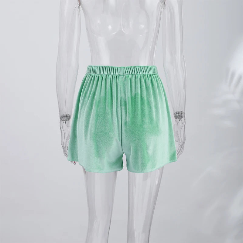 Pantaloncini Verdi in Velluto con Bordo in Pizzo, Casual da Donna a Vita Alta, Gamba Dritta, Nuovi Modelli 2026, Outfit Estivo da Spiaggia per Vacanze