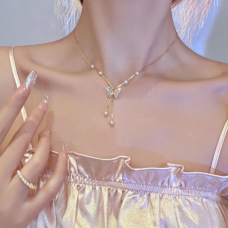 Collane con ciondolo a forma di cuore con ali d'angelo Colore argento 5A Cubic Zirconia Stile minimalista Catena clavicola Gioielli per donne e ragazze